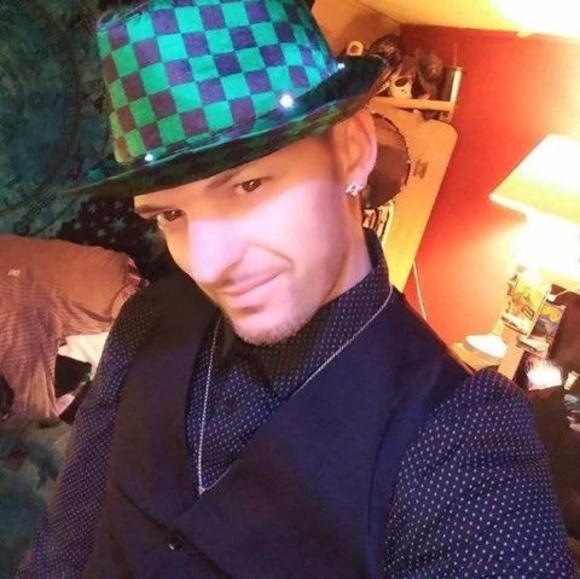 Meet your Posher, Danny - Picture 1 of 1